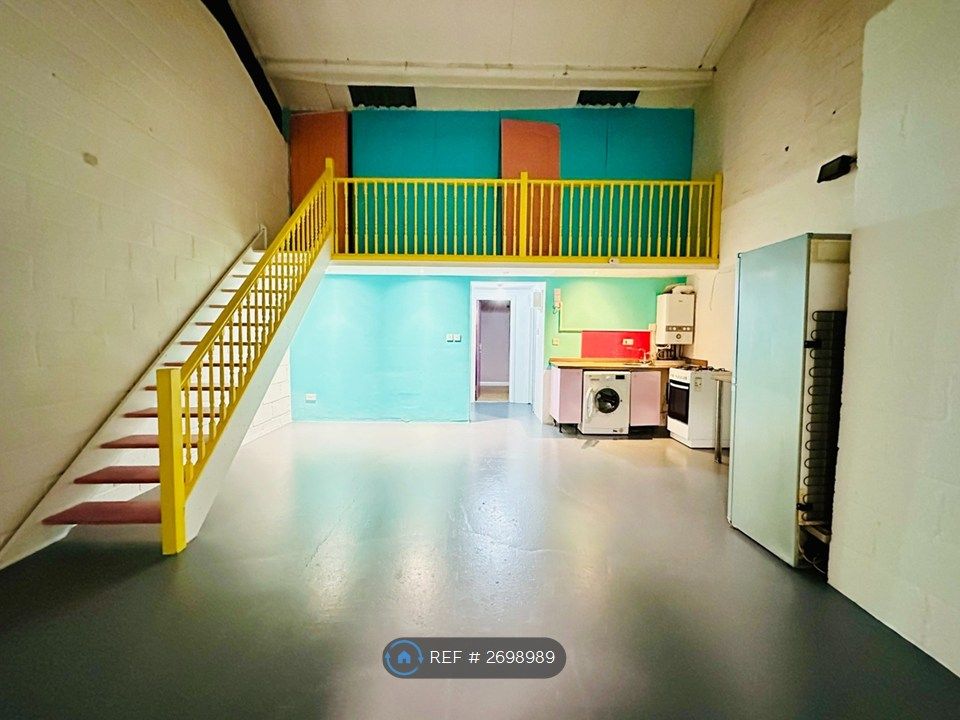 Property photo 1 of 5