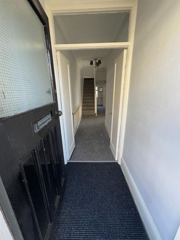 Property photo 3 of 26 Entrance