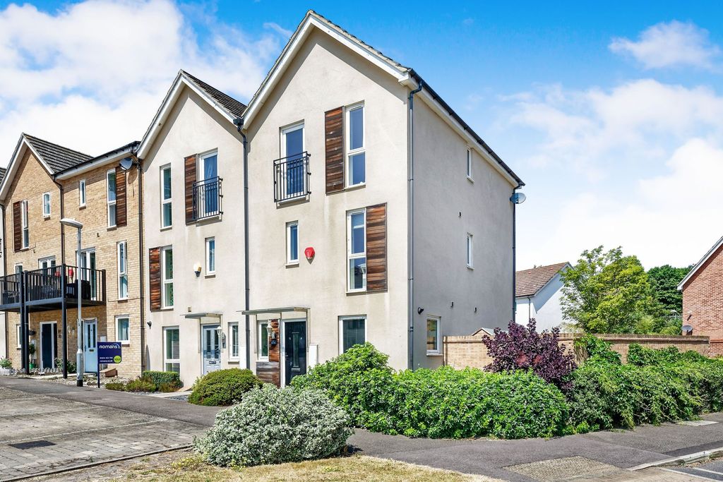 Property photo 1 of 8 Front_Result.Jpg