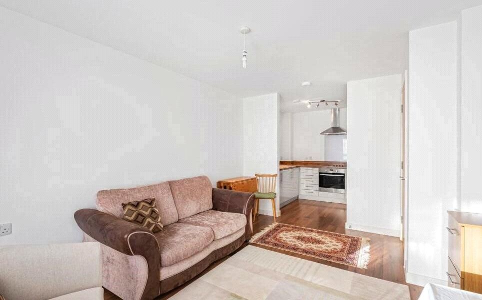 Property photo 2 of 11 Picture No. 14