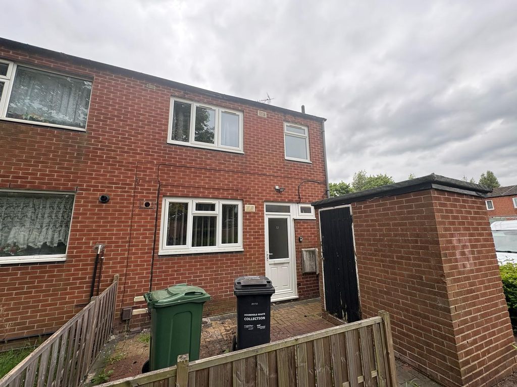 Property photo 1 of 18