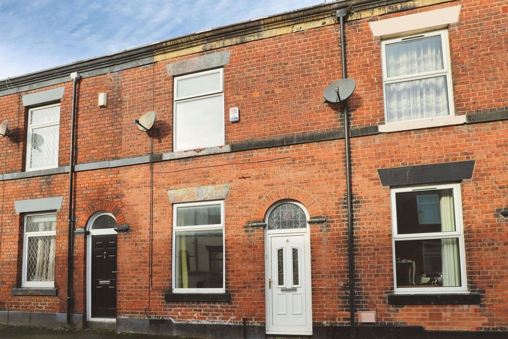 Property photo 1 of 20