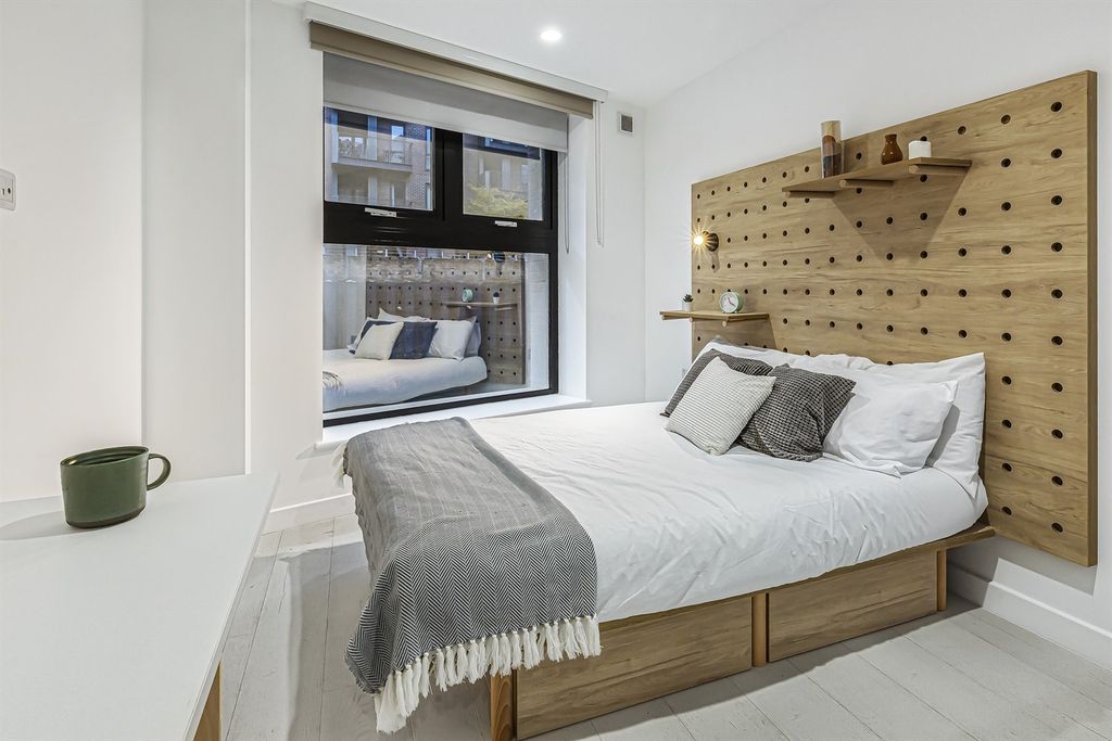 Property photo 1 of 11 (Main)