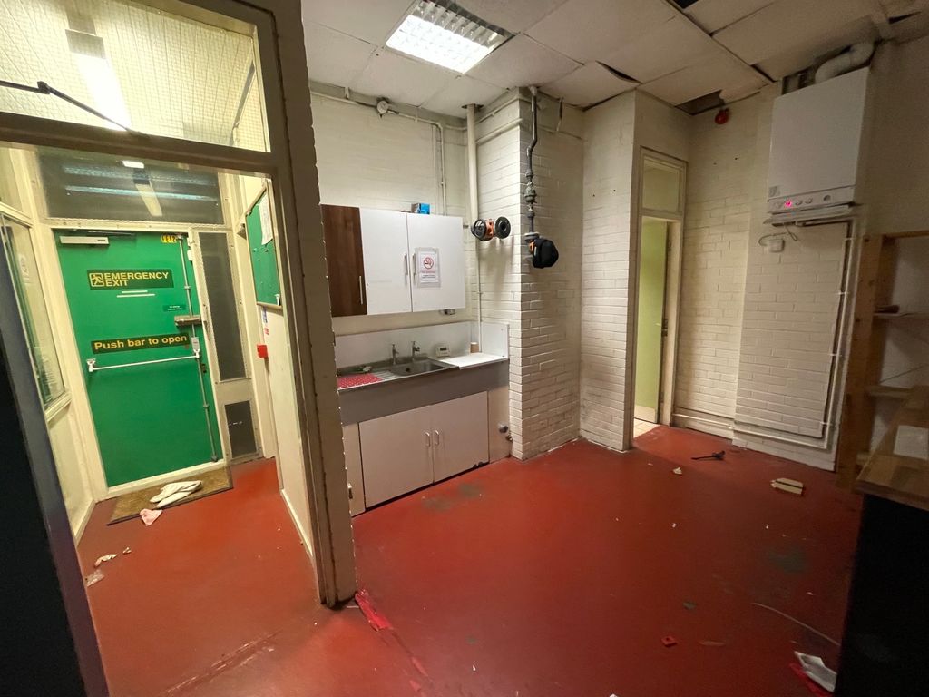 Property photo 3 of 3