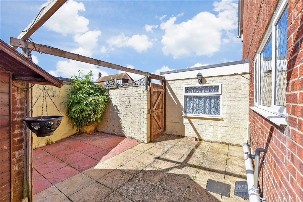 Property photo 3 of 19 Patio / Decking