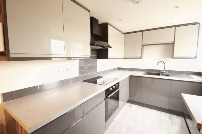 Property photo 1 of 8 Kitchen