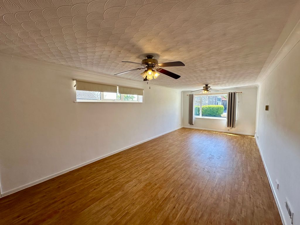 Property photo 2 of 10 Image