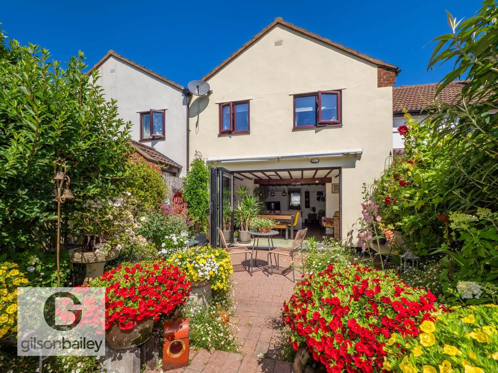 Property photo 1 of 23