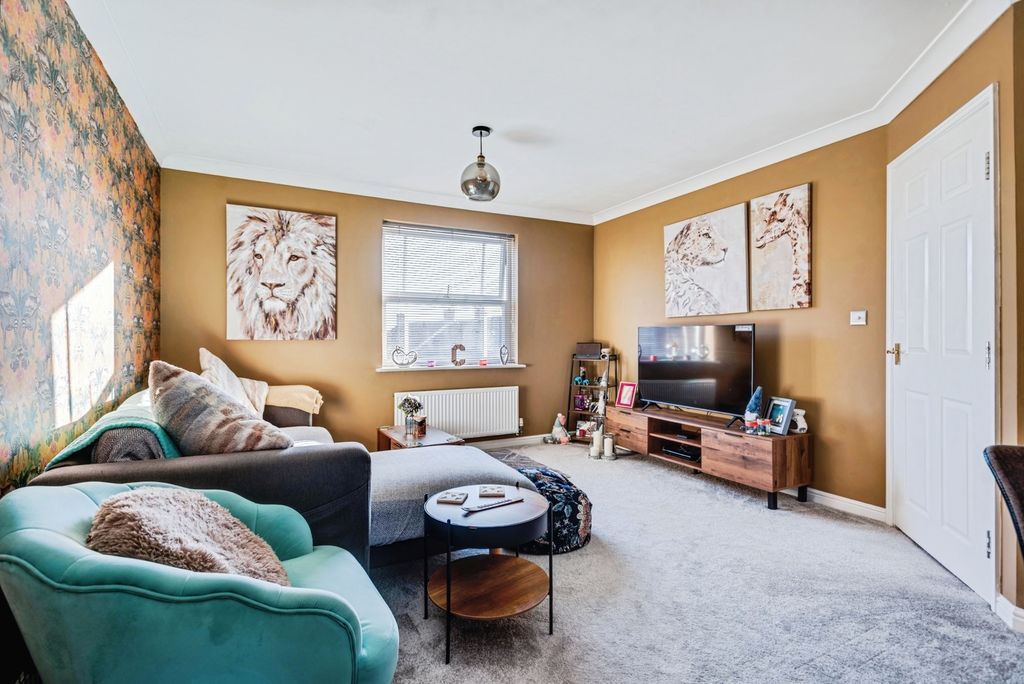 Property photo 1 of 20 Pbox-Img.Jpg