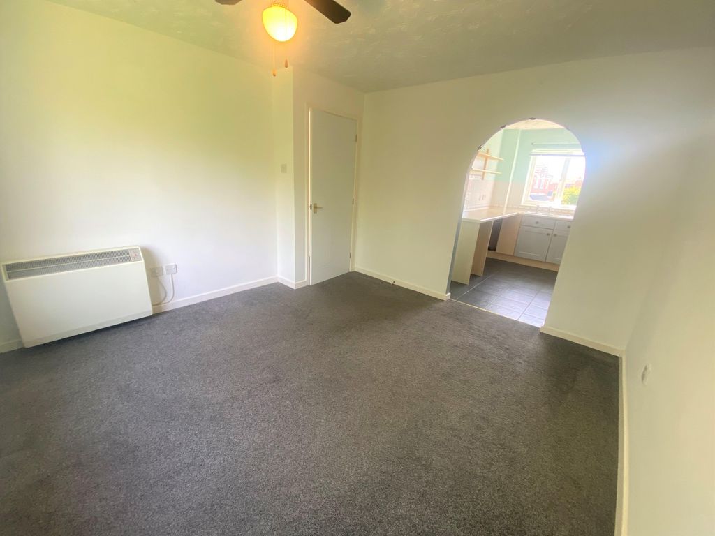 Property photo 2 of 7 Exterior