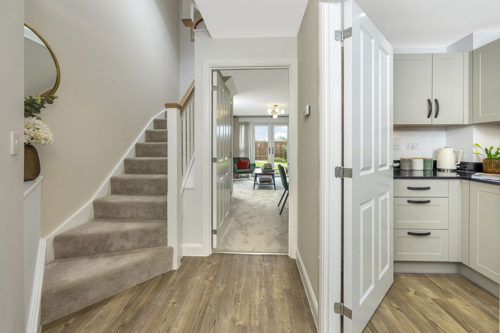 Property photo 3 of 9 Norbury Hall