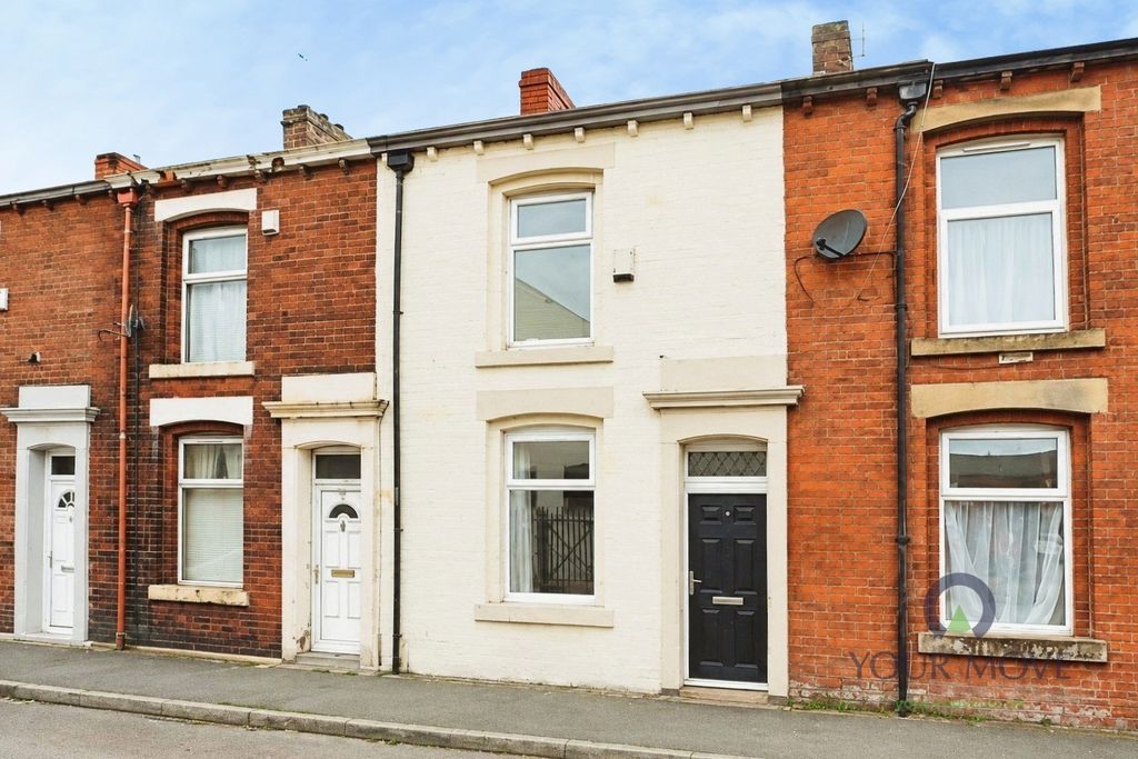Property photo 1 of 8 Pbox-Img.Jpg