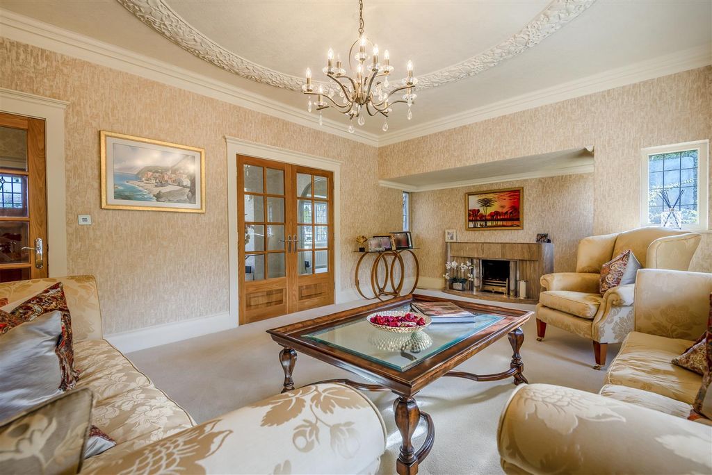 Property photo 2 of 29 8641835-Interior23.Jpg