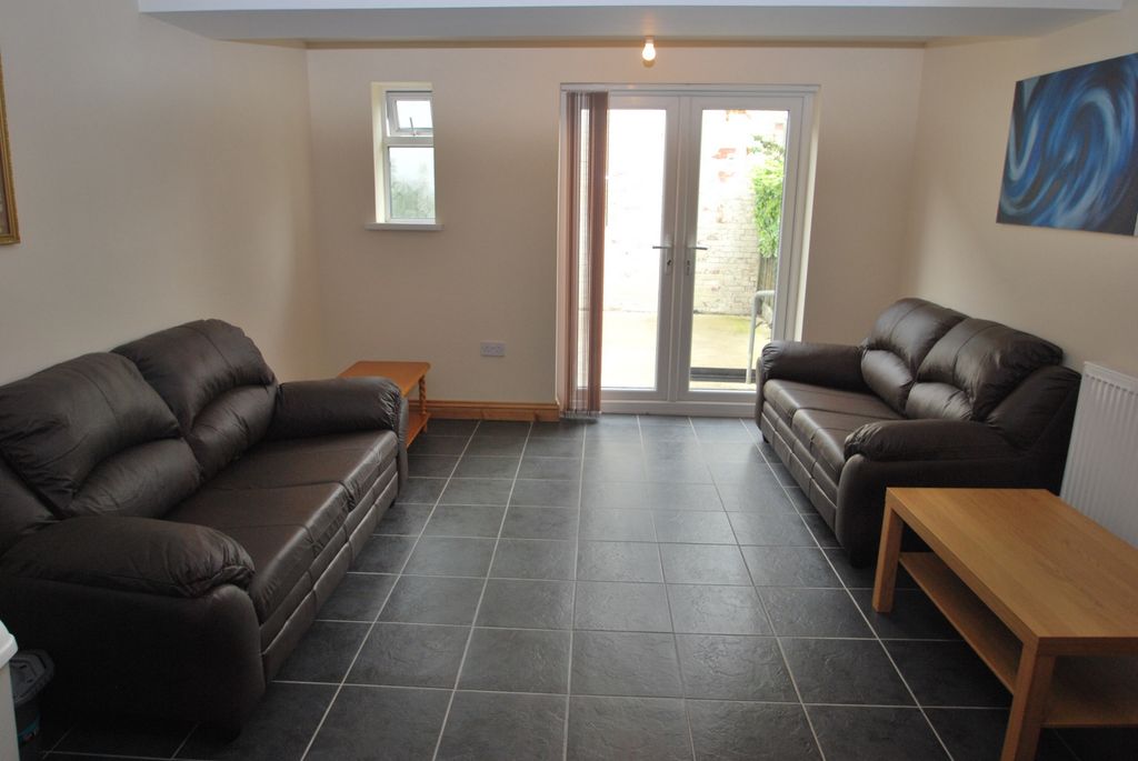 Property photo 3 of 11 Photo 3