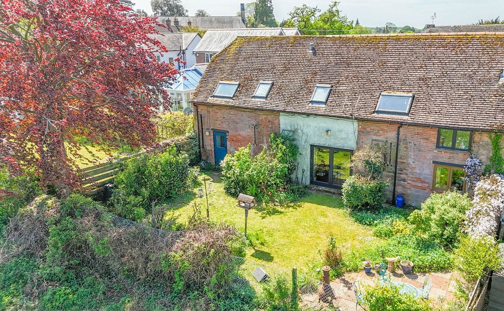 Property photo 3 of 19