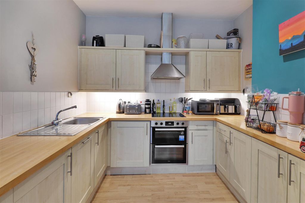 Property photo 2 of 10 58712_019.Jpg