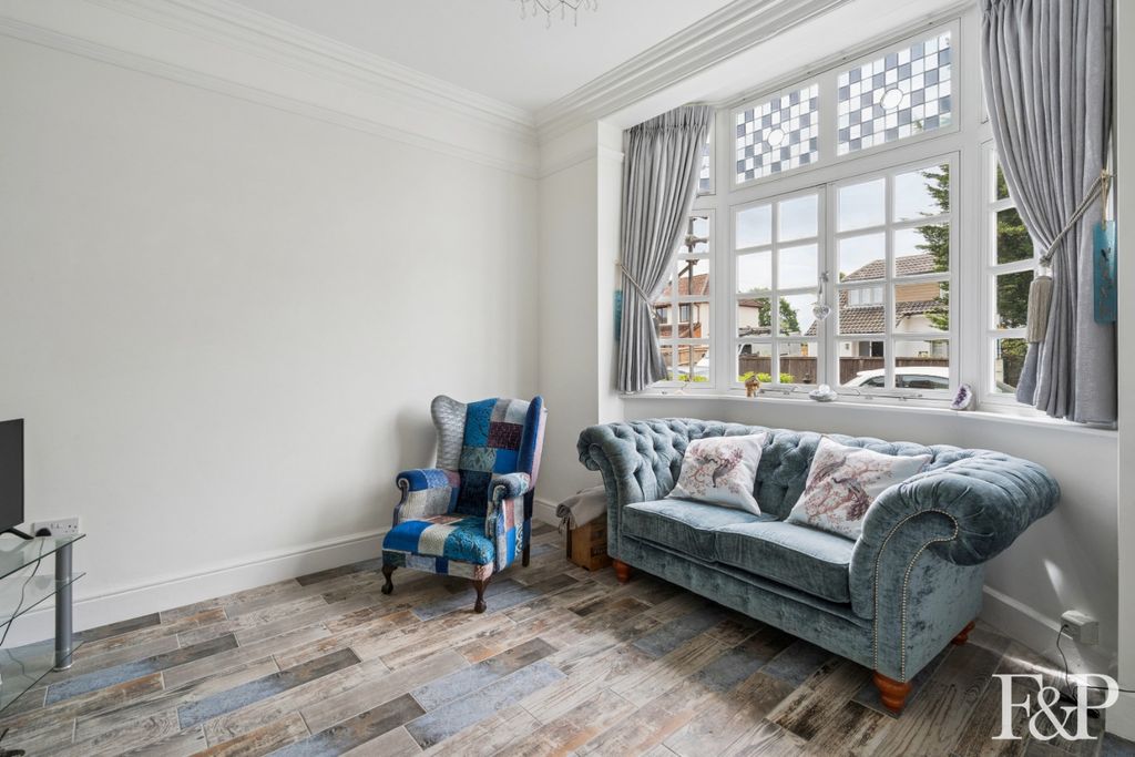 Property photo 3 of 25 5176814