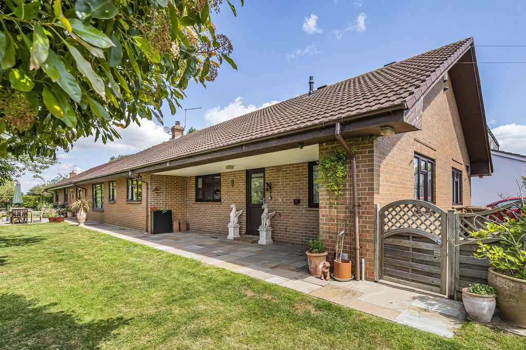 Property photo 1 of 36