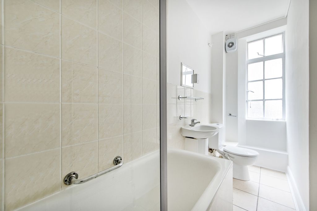 Property photo 2 of 6 Picture 2