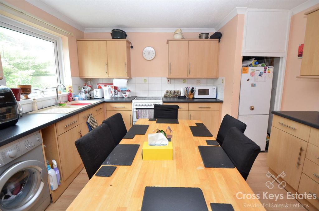 Property photo 3 of 19 Kitchen/Diner