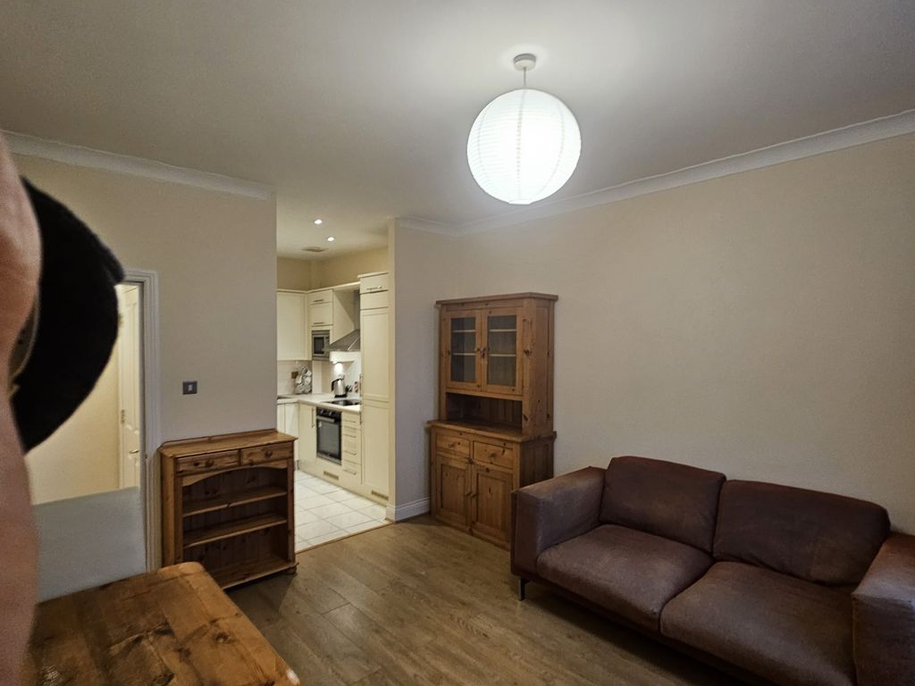 Property photo 3 of 5
