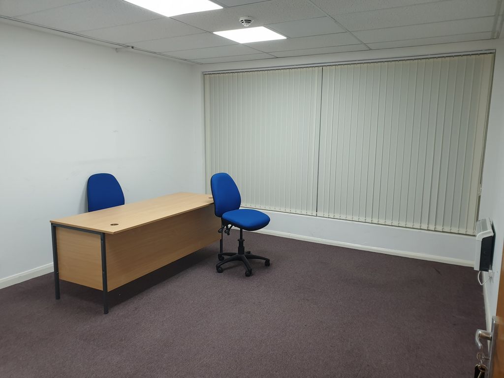 Property photo 3 of 4 Office Space