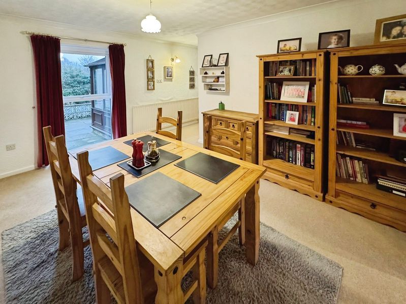 Property photo 3 of 19 Photo 7