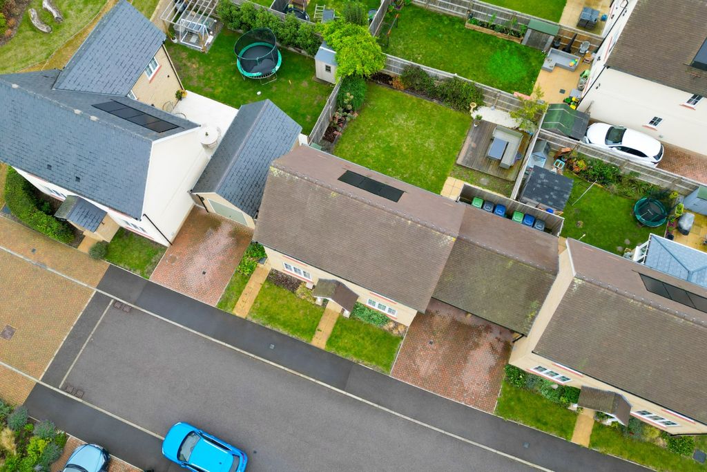 Property photo 3 of 19 4554733