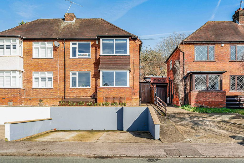 Property photo 1 of 19