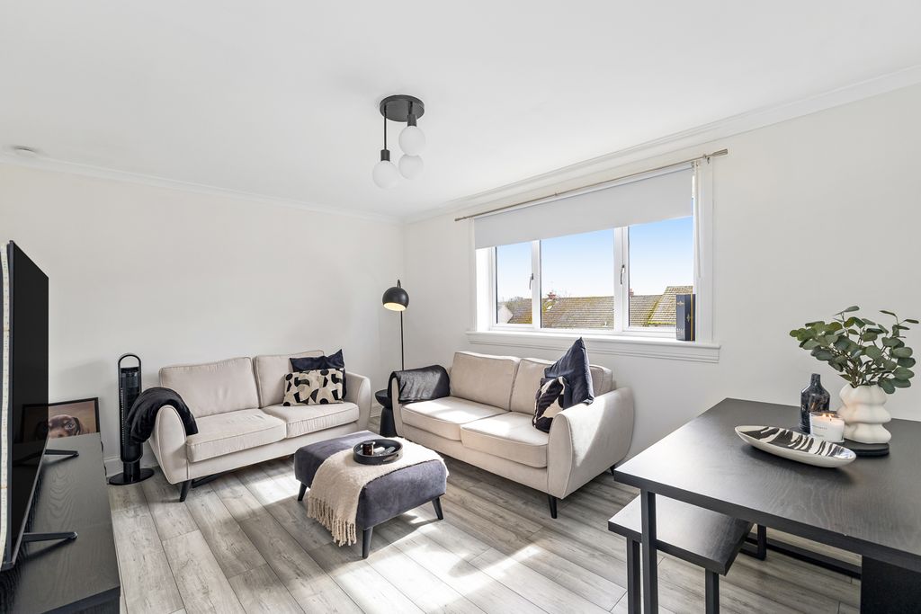 Property photo 2 of 20 Property Image 2