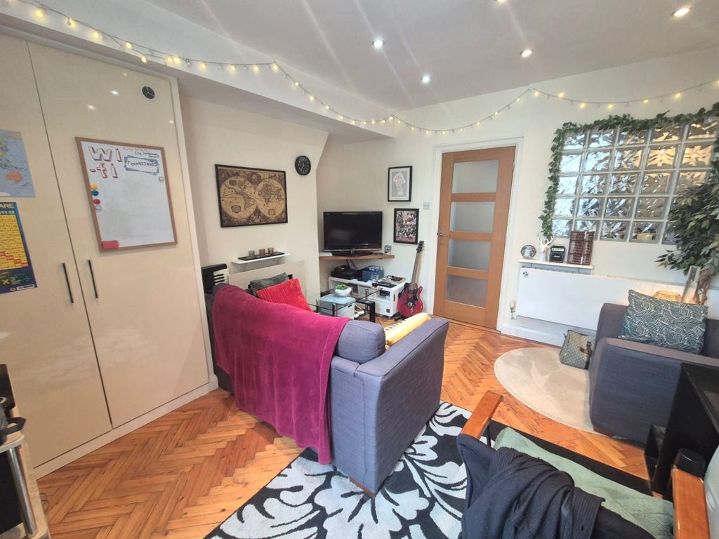 Property photo 3 of 11 Living Area