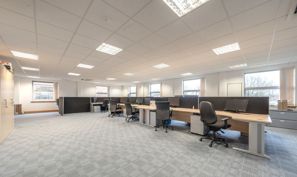 Property photo 3 of 6 8Dcd4B977E984Cba8F30B65d6A60Ae5d.Jpg