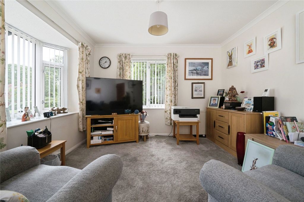 Property photo 3 of 11 Picture No. 22