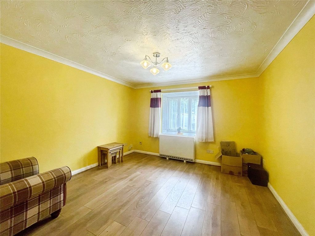 Property photo 2 of 6 Picture No. 07