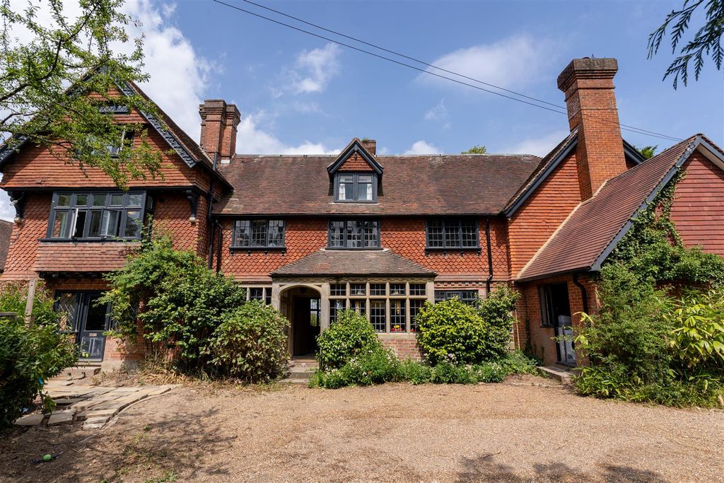 Property photo 1 of 48