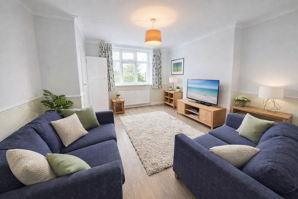 Property photo 1 of 8 tv1.Jpeg