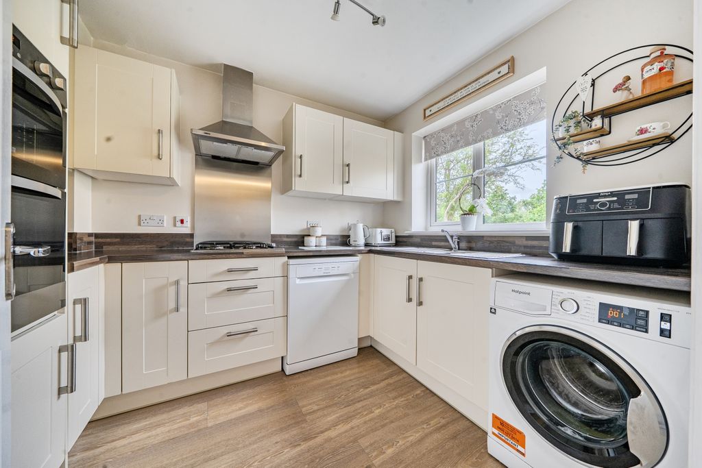 Property photo 2 of 10 1466850-6-6A1d482c4E167