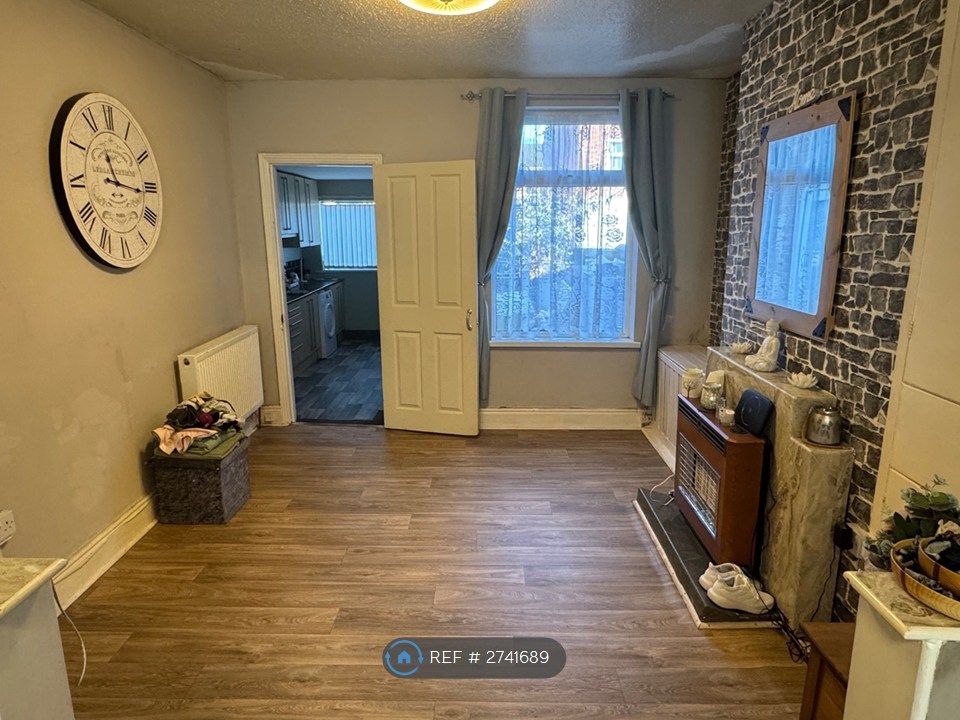 Property photo 3 of 10