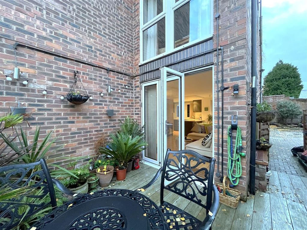 Property photo 3 of 15 Img_2170.Jpg