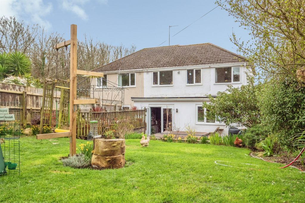 Property photo 2 of 14