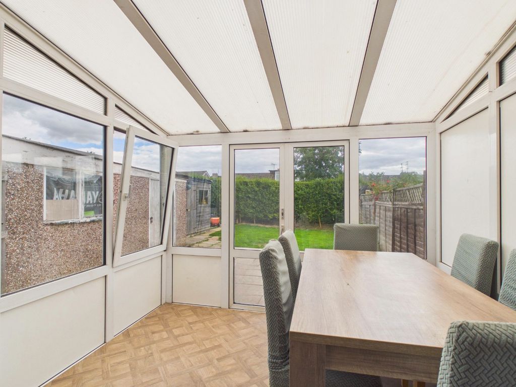 Property photo 3 of 16 5530562