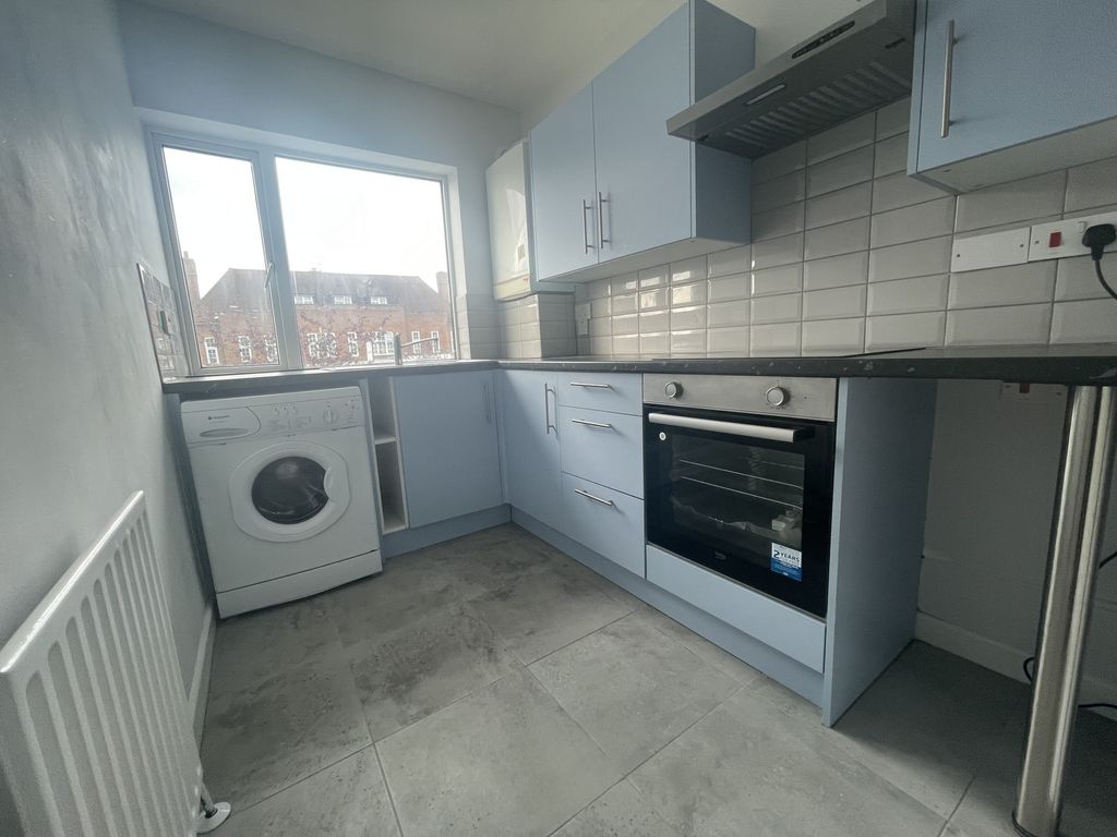 Property photo 2 of 12 Photo 4