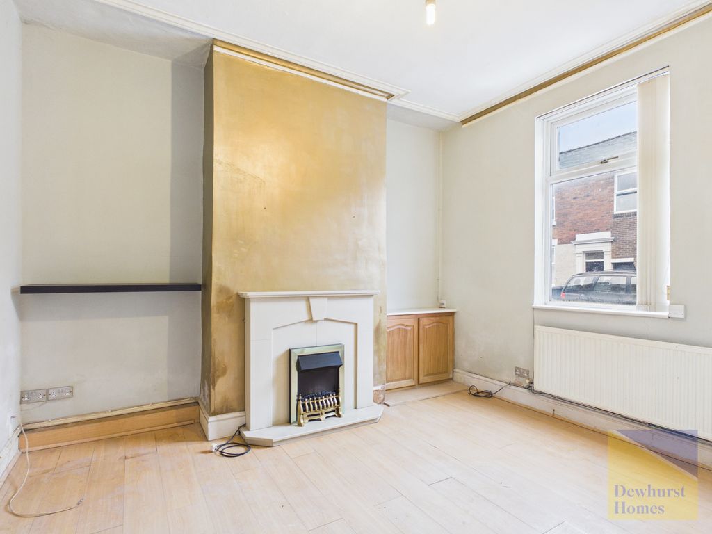 Property photo 3 of 12