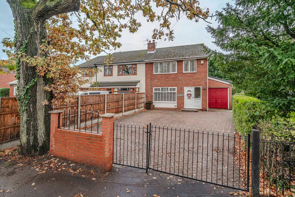 Property photo 1 of 49