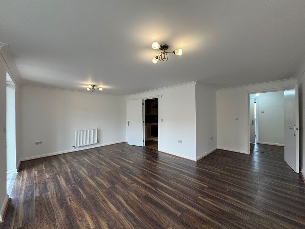 Property photo 2 of 17 Cresswell House, Hirst Crescent (6)