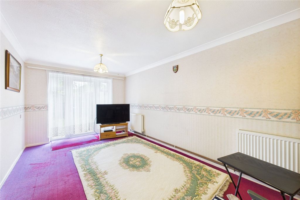 Property photo 2 of 10 Picture No. 18