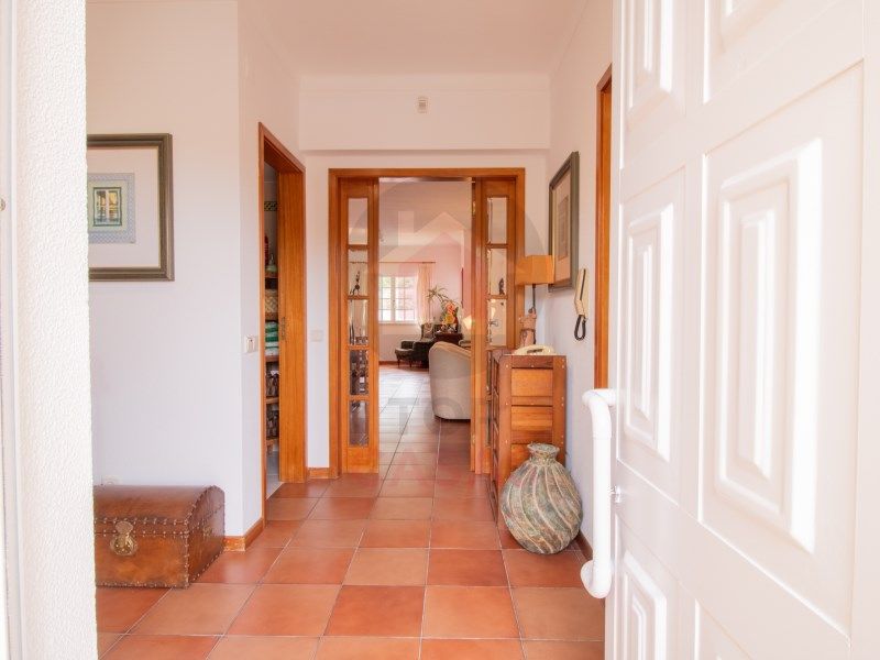 Property photo 2 of 29