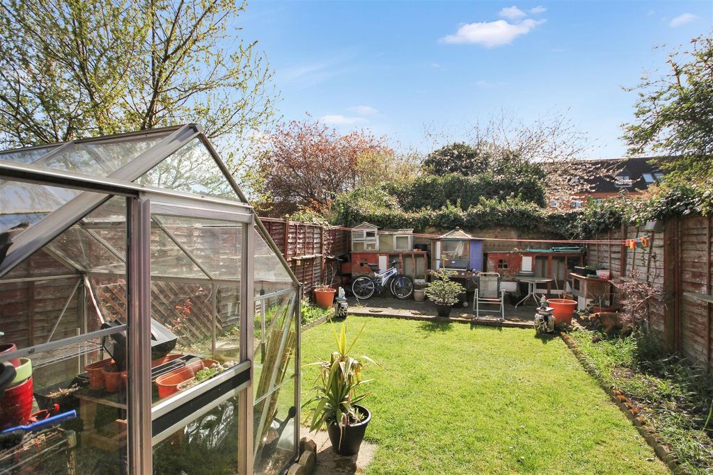 Property photo 2 of 9 Img_8326.Jpg