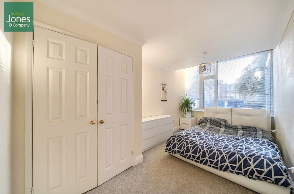 Property photo 3 of 8 Main Bedroom