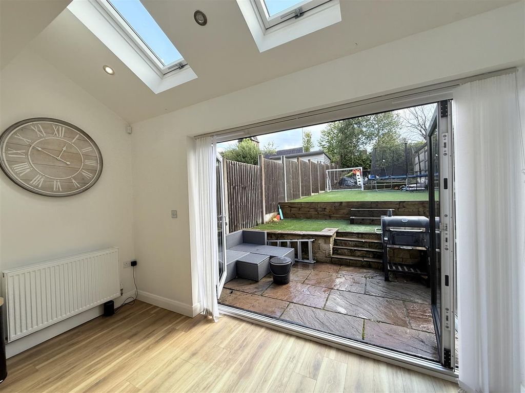 Property photo 3 of 18 Img_1572.Jpg